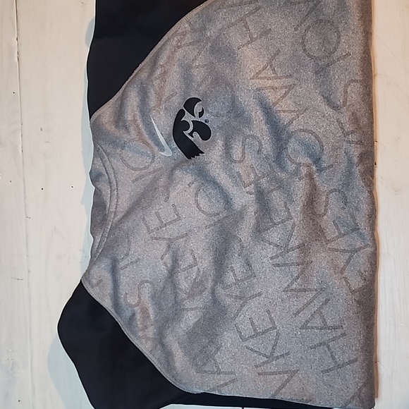 Nike Gray and Black Hawkeyes Crewneck - Picture 1 of 1